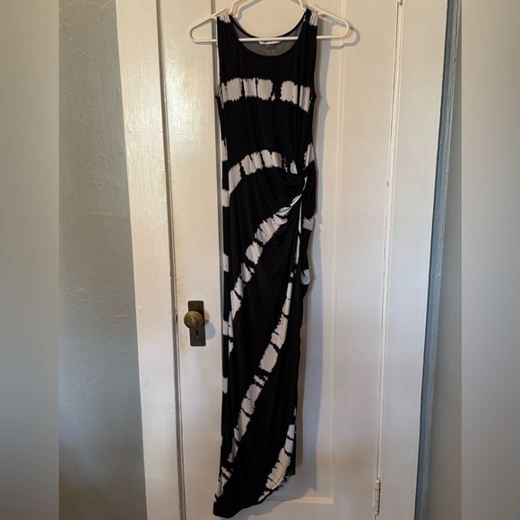 Bianca Nygard summer dress with split - Picture 1 of 5